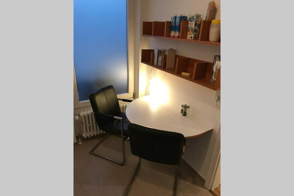 Apartamento Sonnig, Modern, Zentral Mit Parkhaus Nebenan Checkin123 Wiesbaden Exterior foto